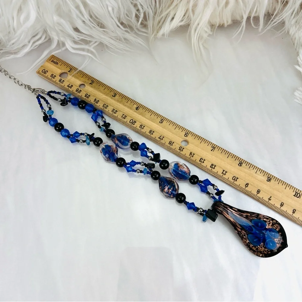 Beautiful, blue black gold glass, pendant costume necklace - Picture 9 of 9
